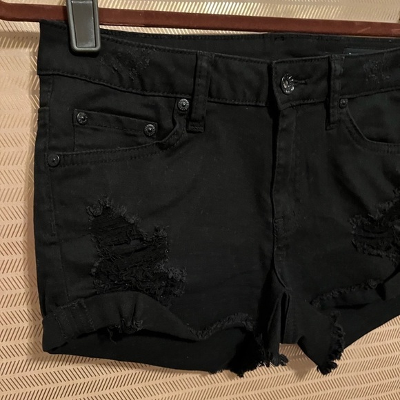 SPECIAL A~DISTRESSED ~SHORT SHORTS~ M - Picture 4 of 6